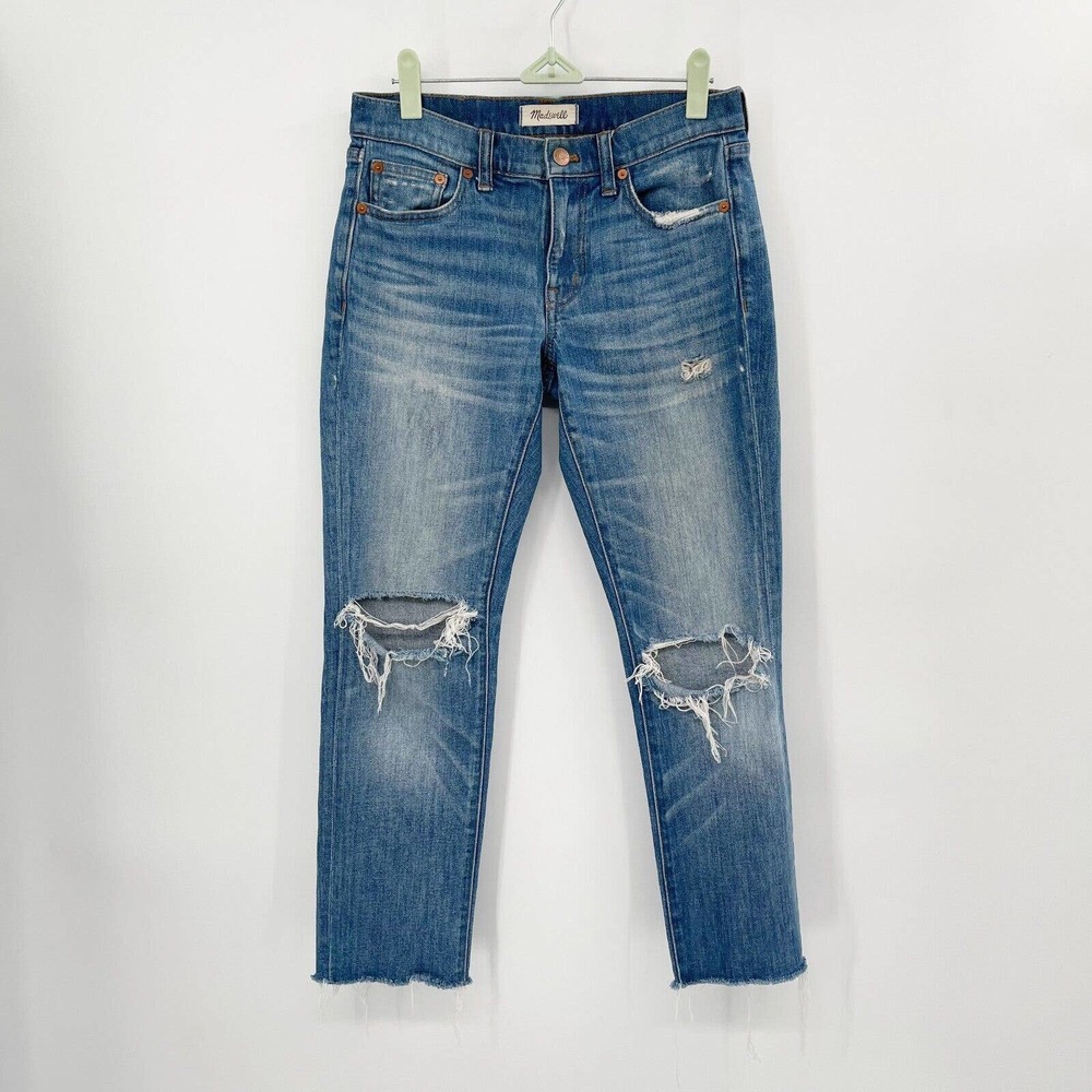 Madewell The Slim Boyjean Distressed Raw Hem Size 24 Medium Wash Mid Rise